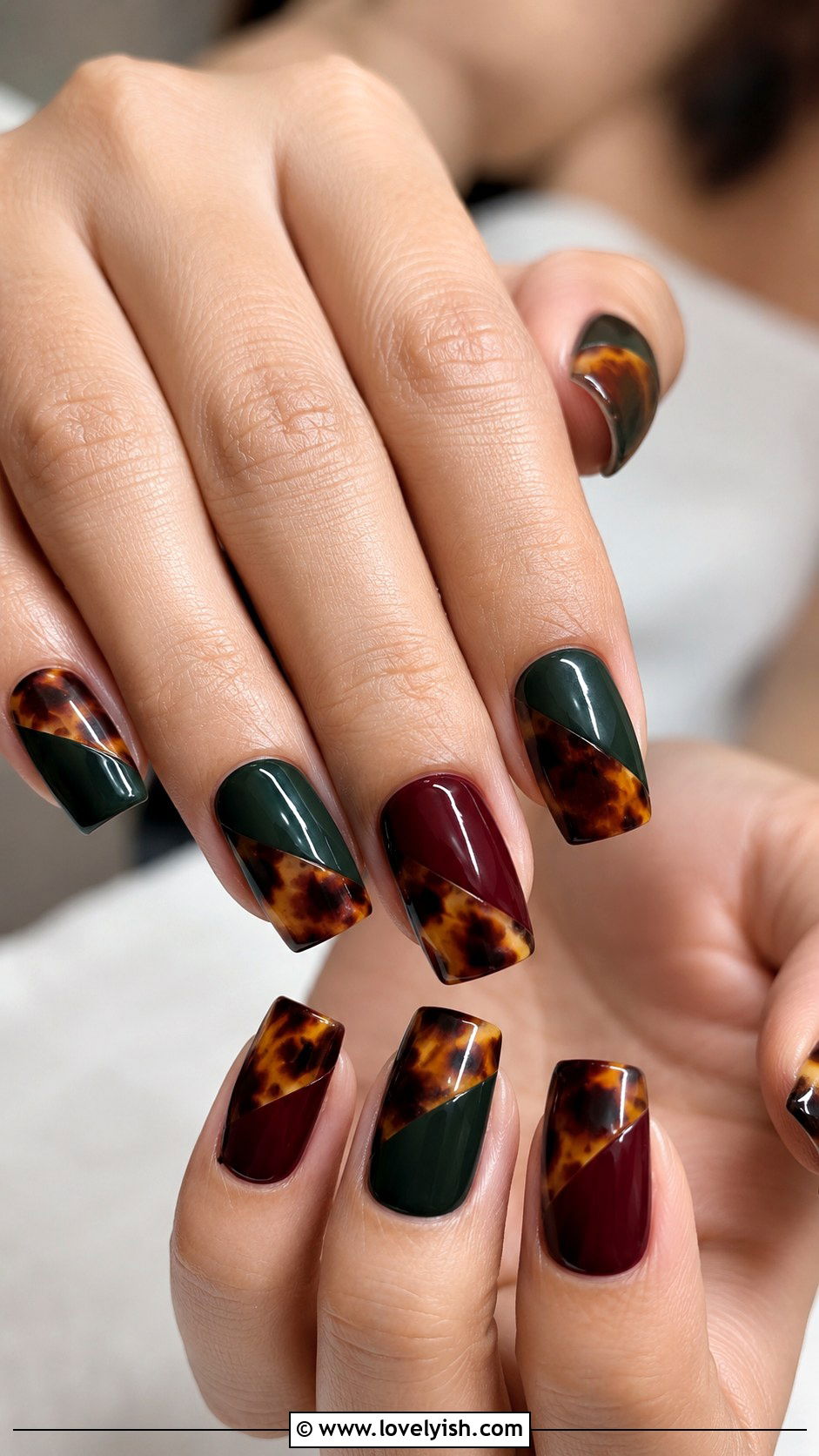 Tortoiseshell Nails With Color Block Design - 50 tortoise nail design ideas - 50 tortoise nail design ideas