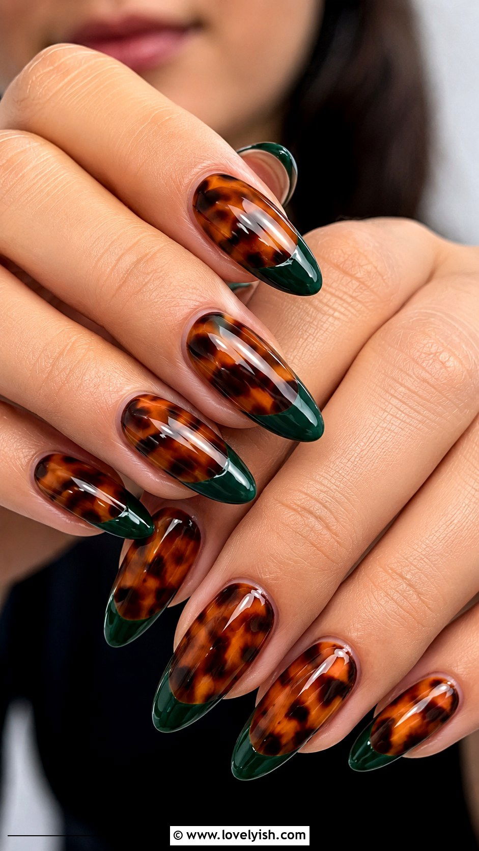 Tortoiseshell Nails With Green Tips - 50 tortoise nail design ideas - 50 tortoise nail design ideas