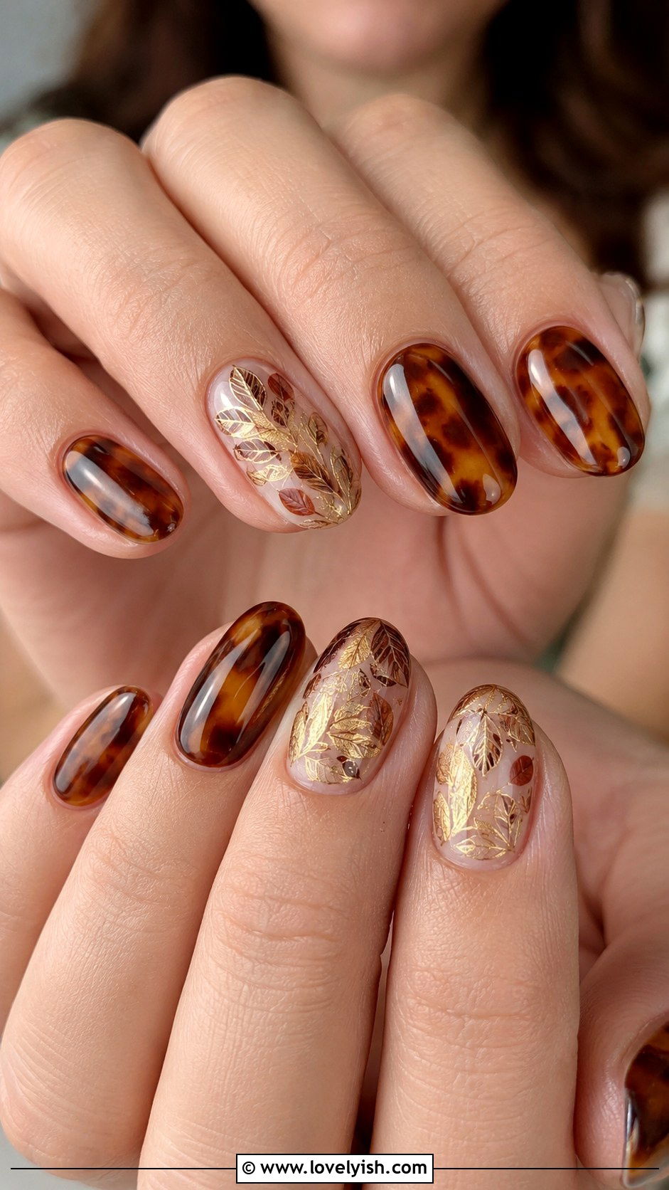 Tortoiseshell Nails With Leaf Print - 50 tortoise nail design ideas - 50 tortoise nail design ideas