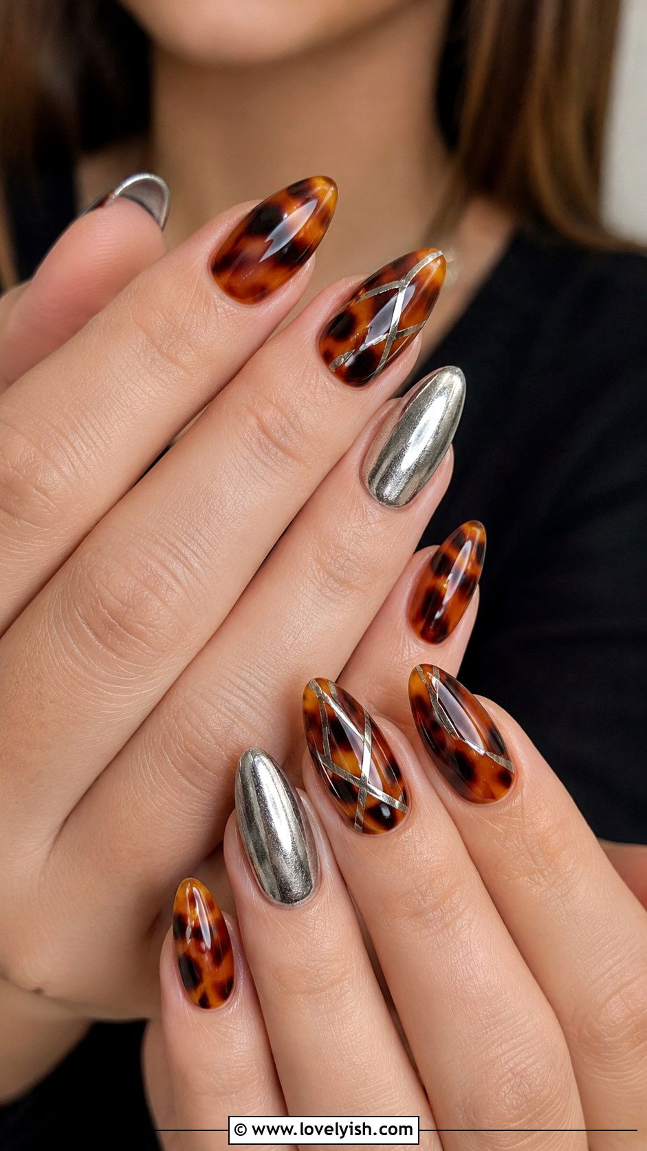 Tortoiseshell Nails With Metallic Silver Accents - 50 tortoise nail design ideas - 50 tortoise nail design ideas