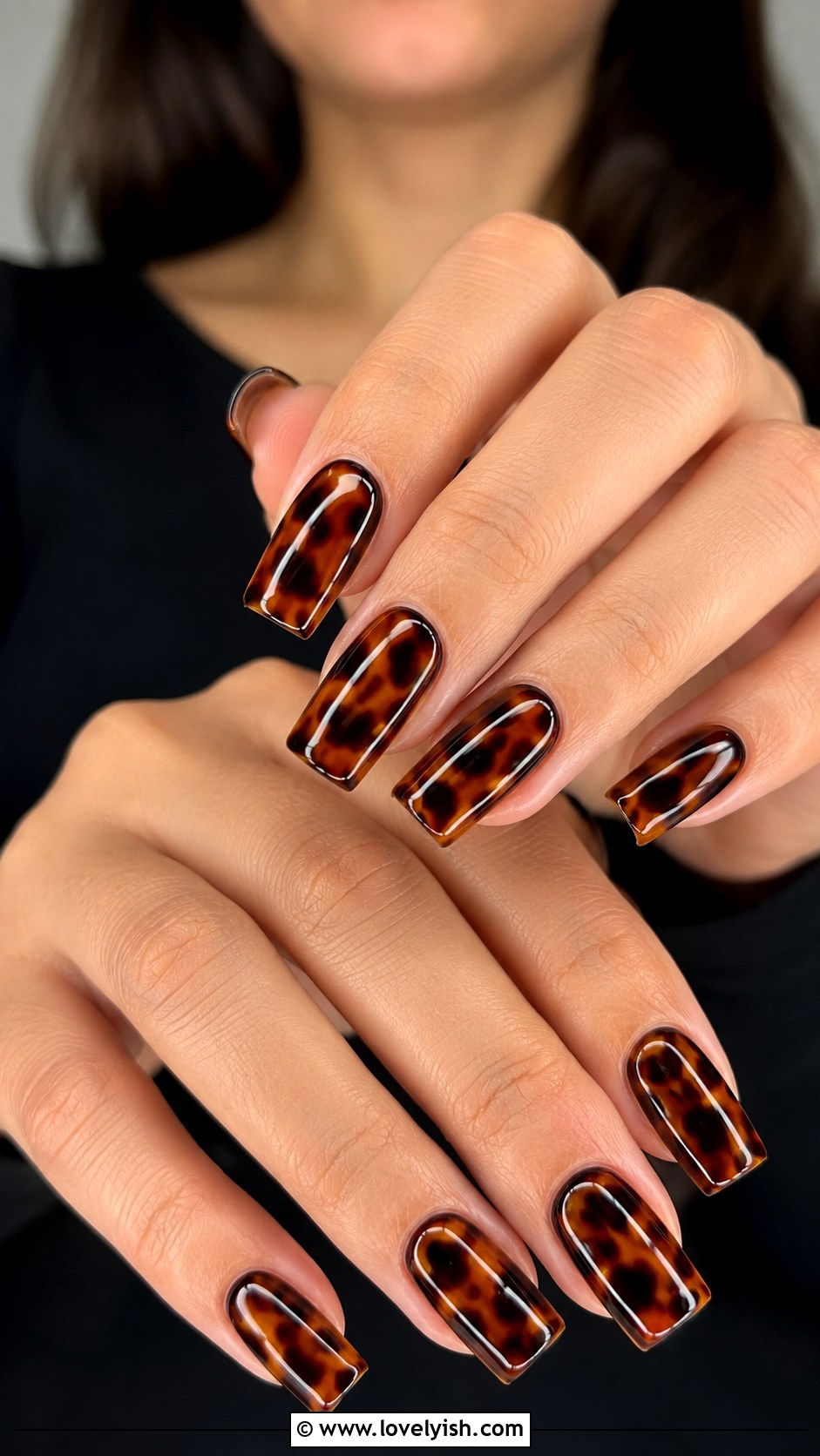 Tortoiseshell Nails on Square Shape - 50 tortoise nail design ideas - 50 tortoise nail design ideas