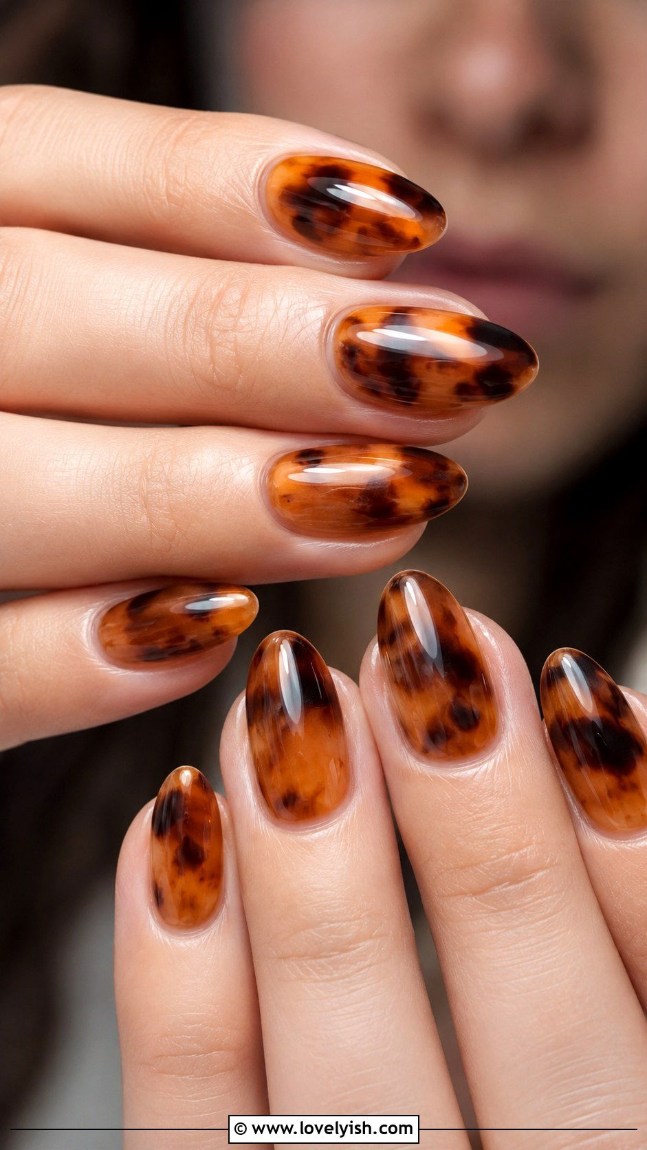 Tortoiseshell Pattern Nails - 50 trendy simple nail designs - 50 trendy simple nail designs