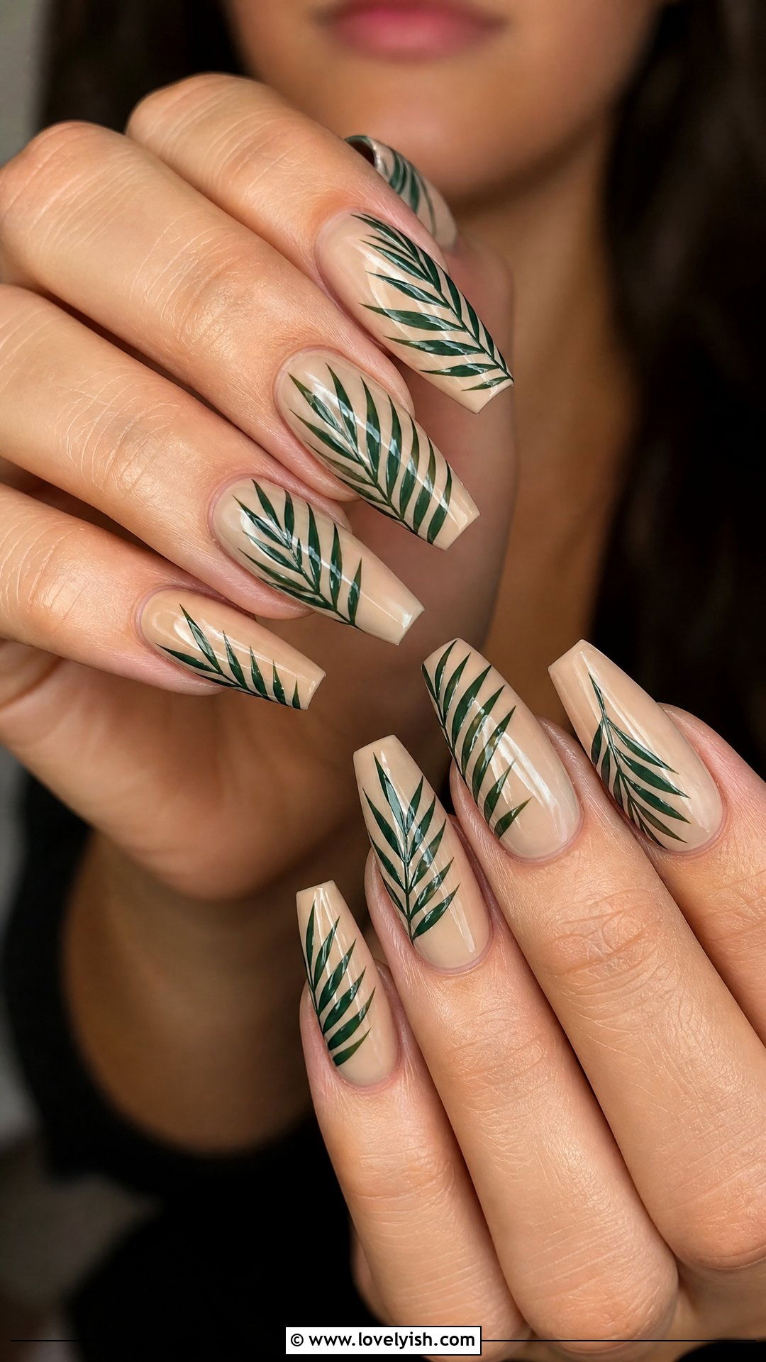 Tropical Palm Leaf Nails - 50 cute summer nail designs - 50 cute summer nail designs