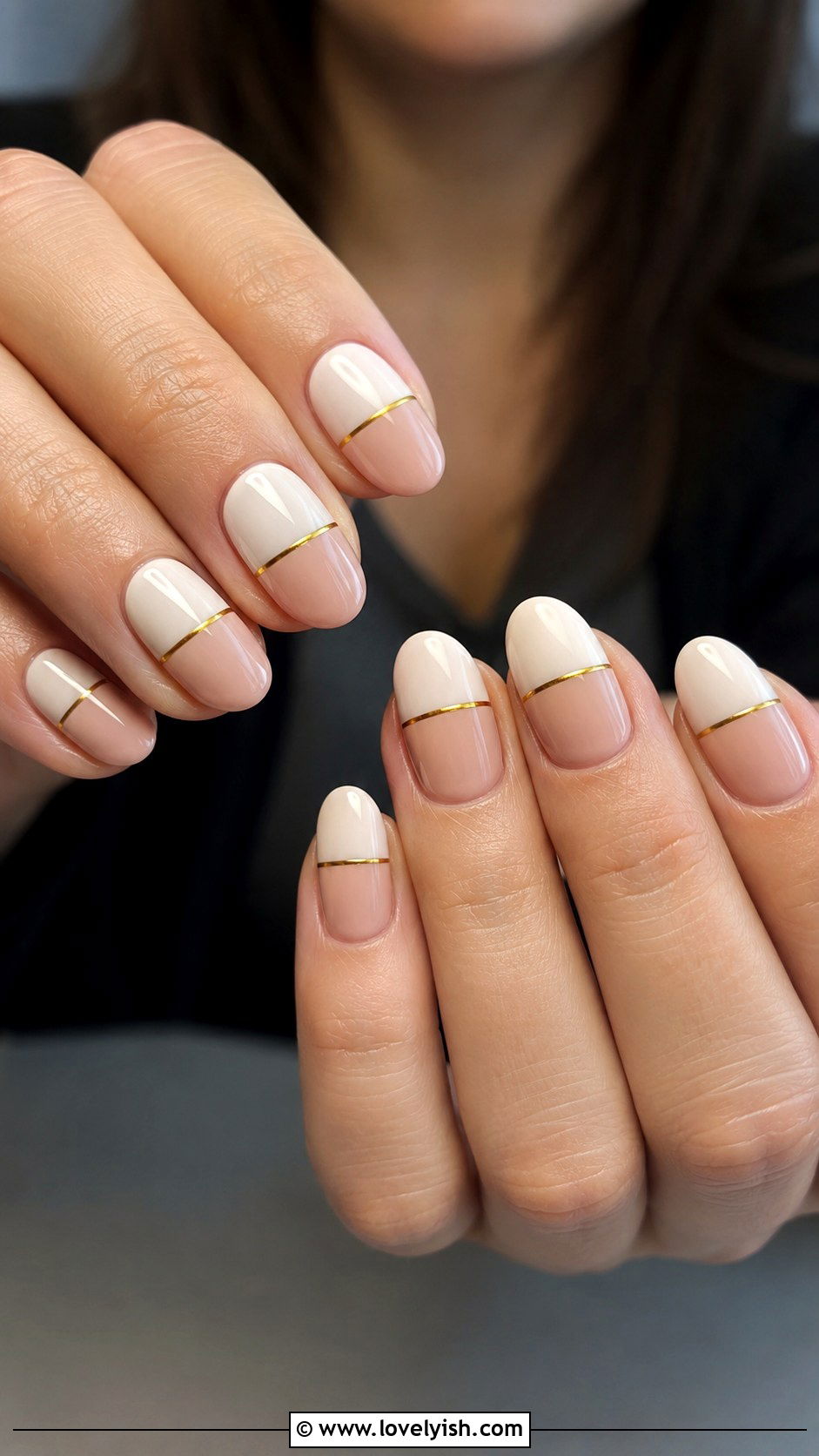 Two Tone Oval Nails With Gold Line Details - 50 oval nails - 50 oval nails