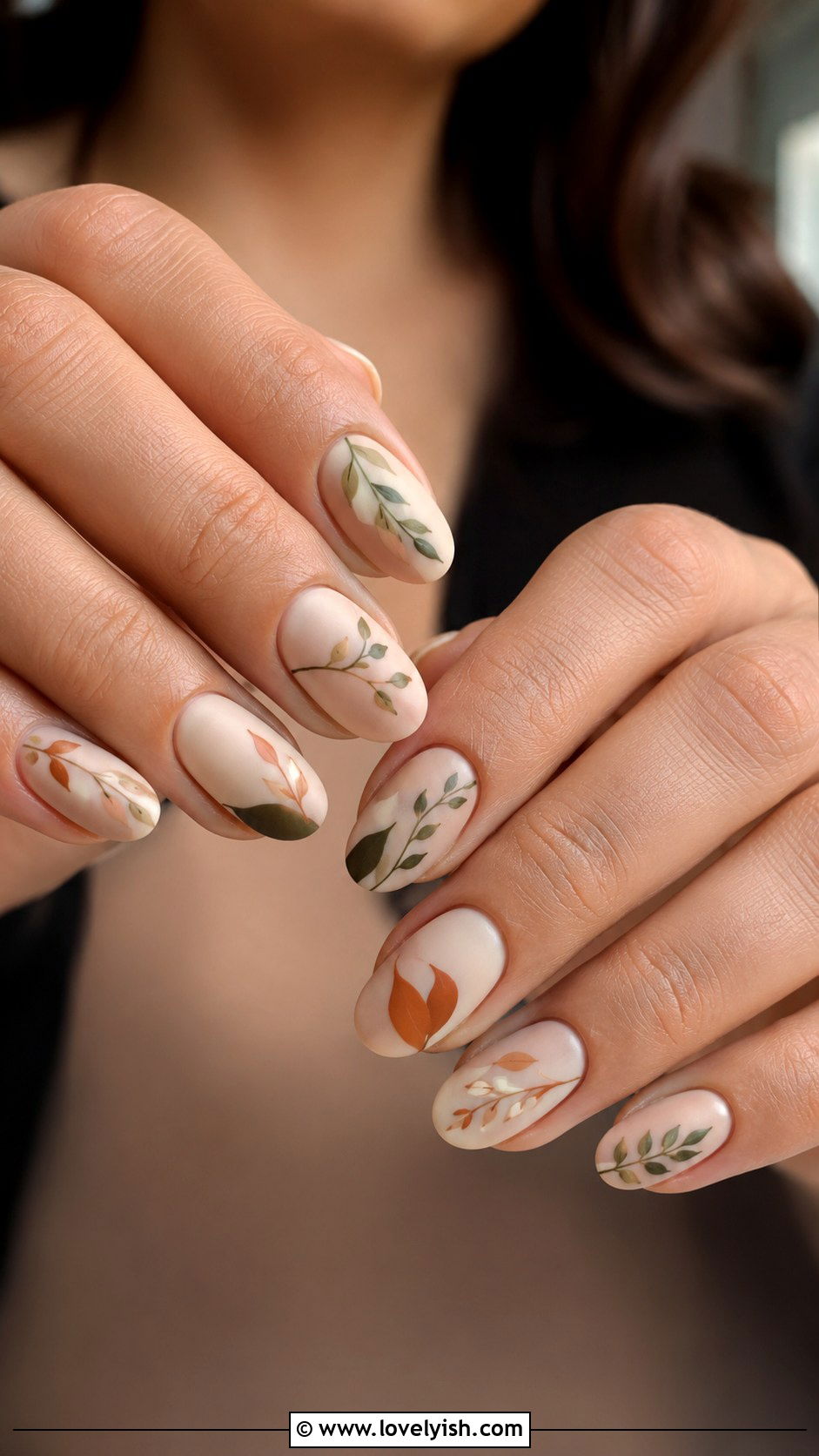UV Gel Nails With Leaf and Botanical Art - 50 uv gel nails - 50 uv gel nails
