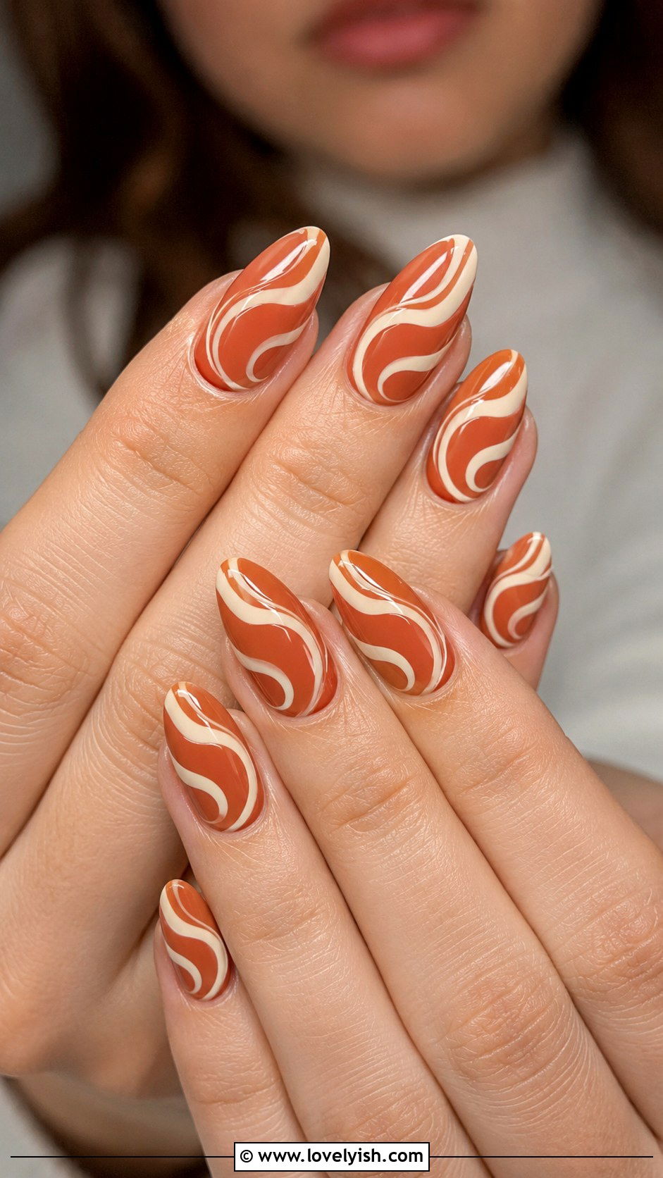 UV Gel Nails With Swirl Nail Art - 50 uv gel nails - 50 uv gel nails