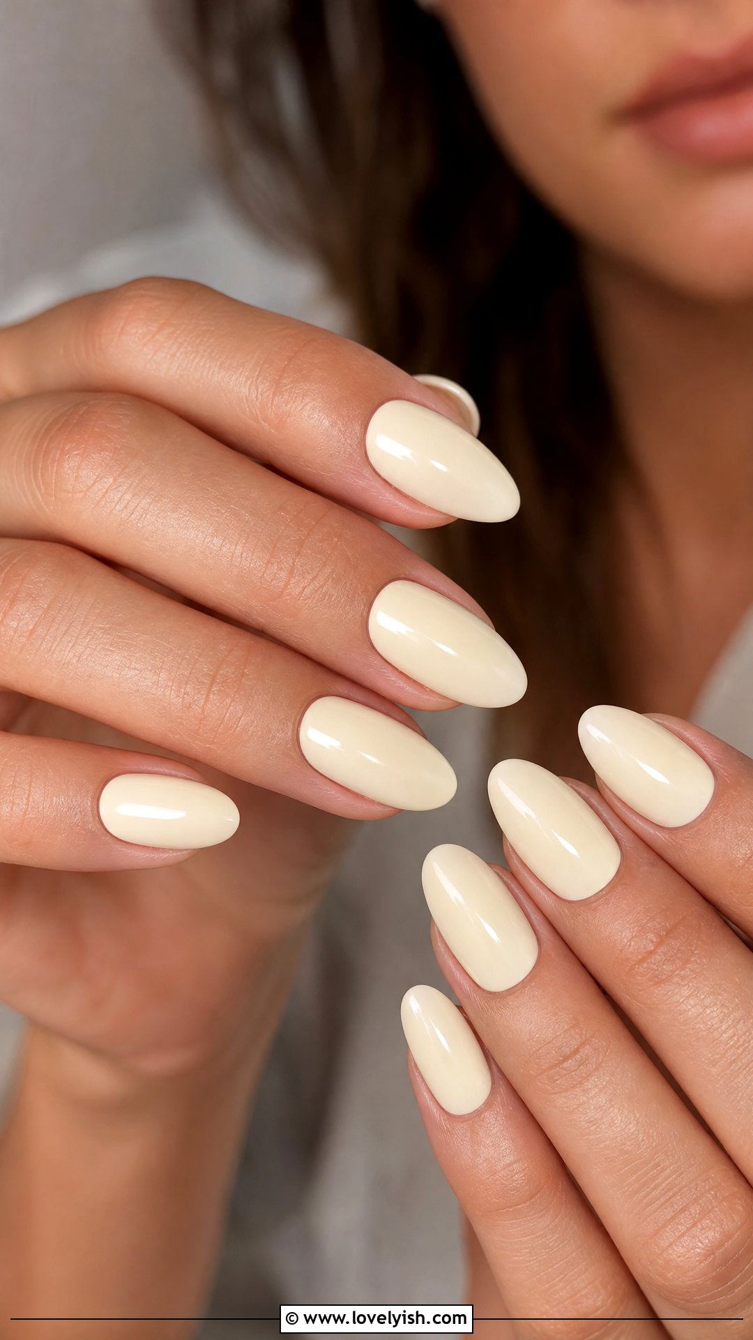 Vanilla Cream Nails - 50 sophisticated nails - 50 sophisticated nails