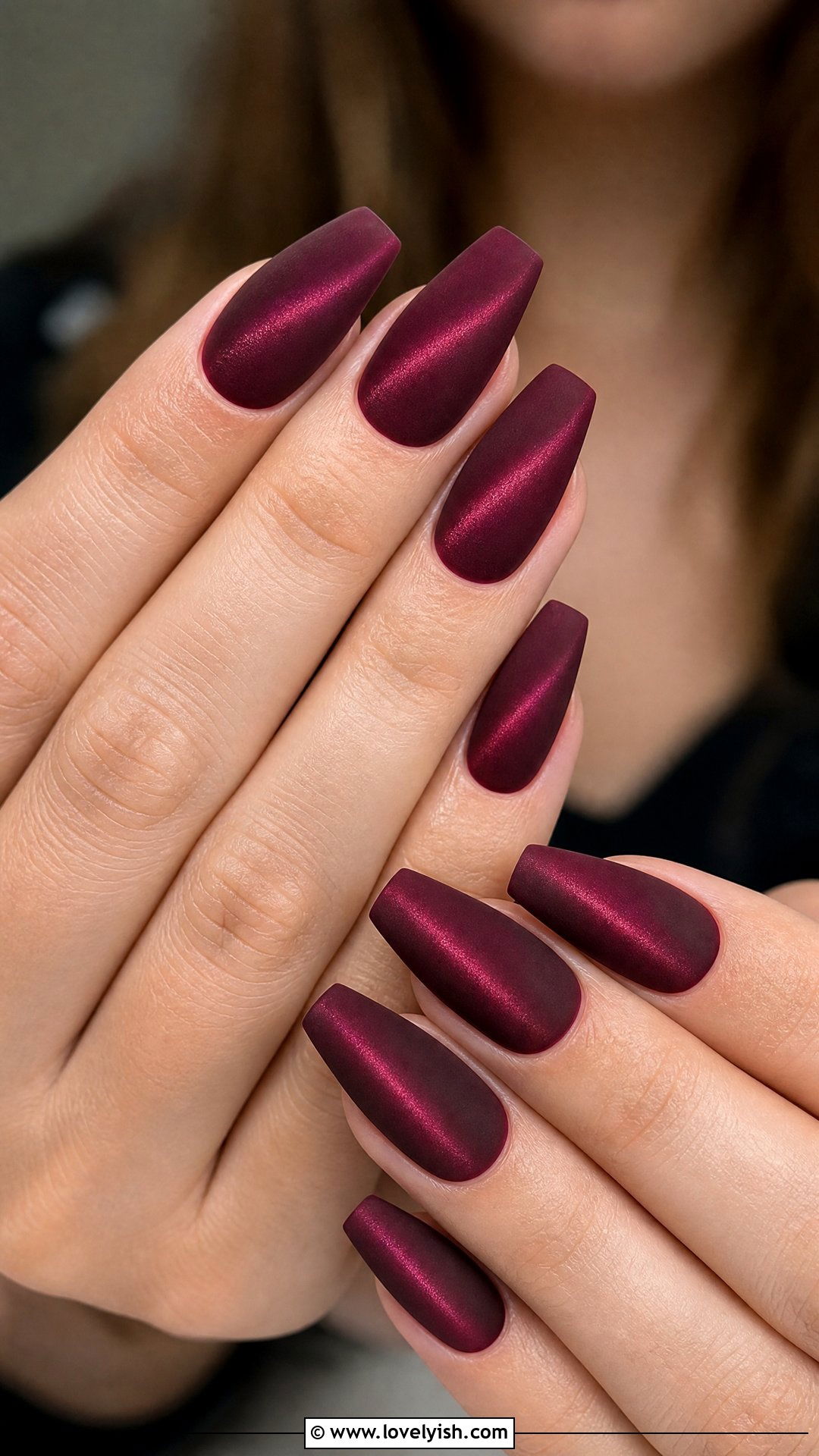 25 Mesmerizing Cat Eye Nails Design Ideas You’ll Love