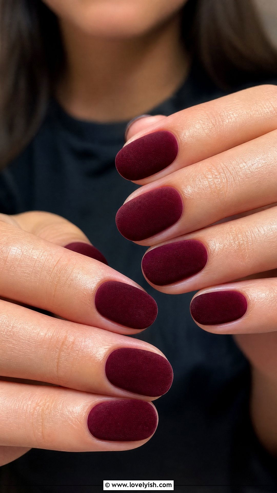 Velvet Burgundy Round Nails - 50 round nails - 50 round nails