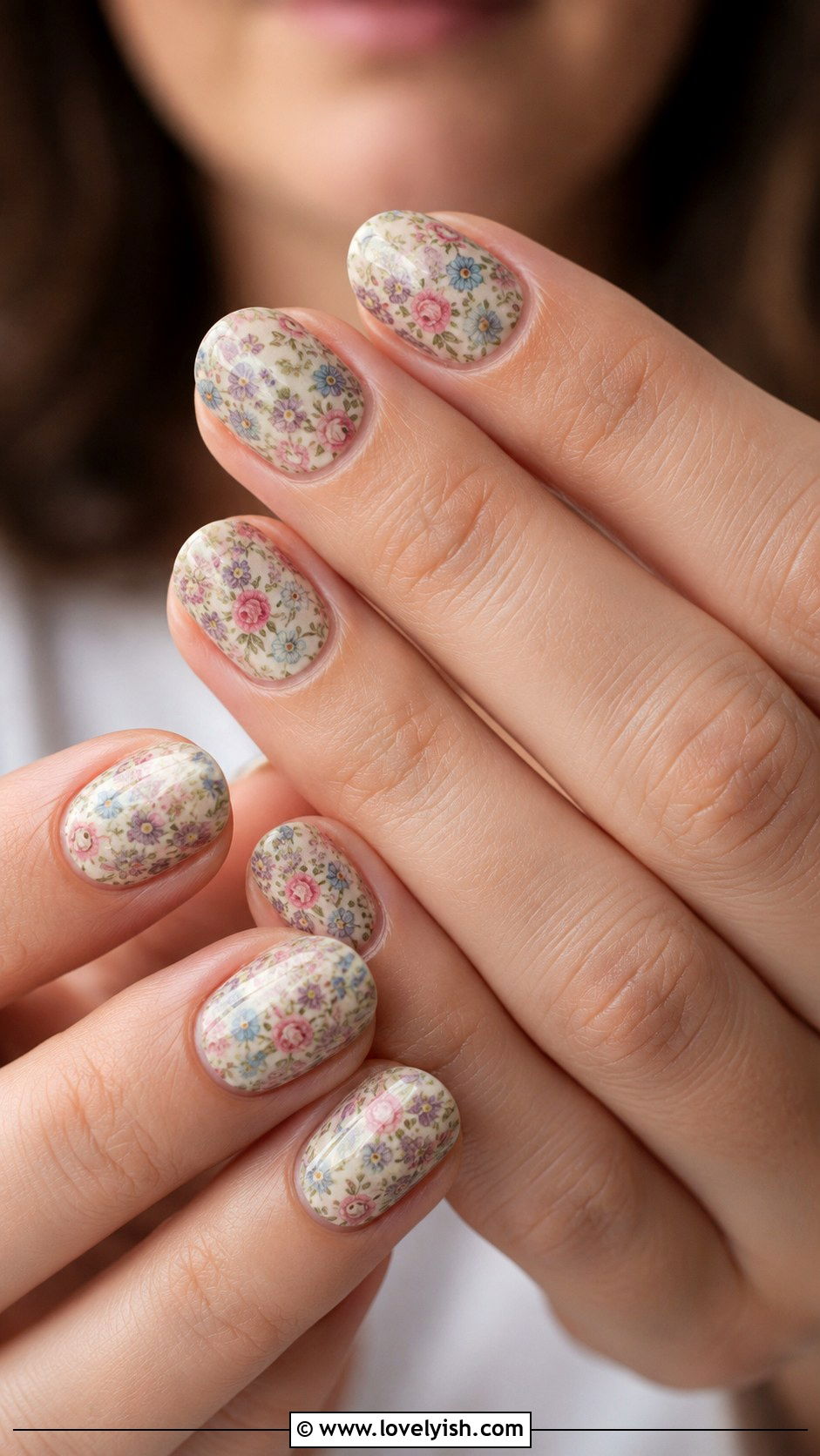 Vintage Floral Wallpaper Nails - 31 flower nail design ideas - 31 flower nail design ideas
