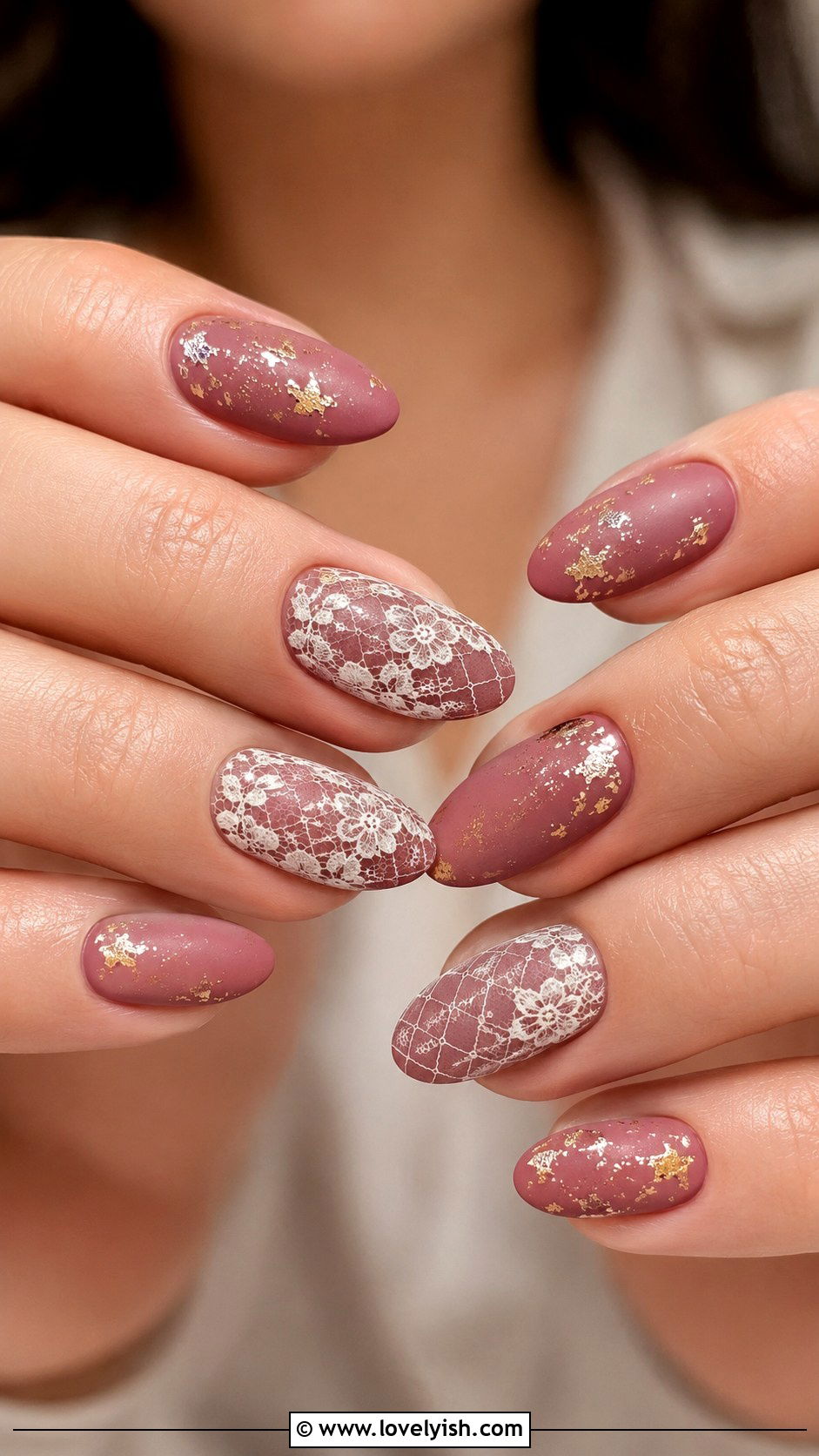 Vintage Rose and Lace Accent Nails - 50 tumblr nail designs - 50 tumblr nail designs
