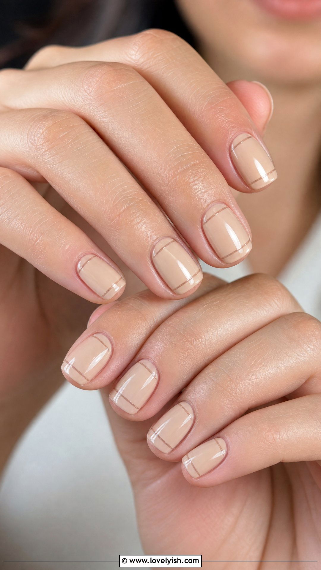 Warm Beige Short Nails With Negative Space Lines - 50 classy short nail designs - 50 classy short nail designs