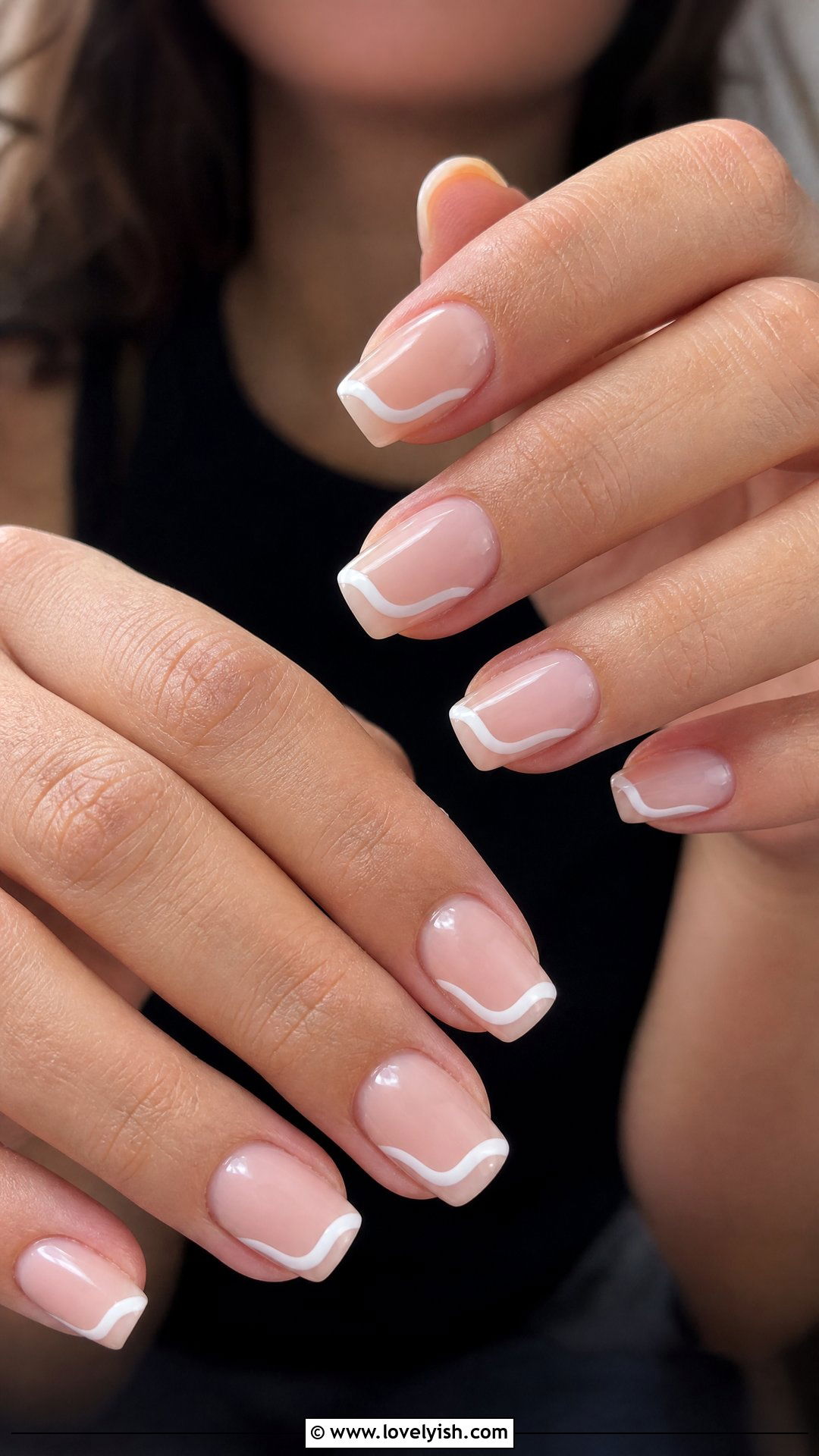 Wavy Line French Tips - 50 minimalist french tips - 50 minimalist french tips