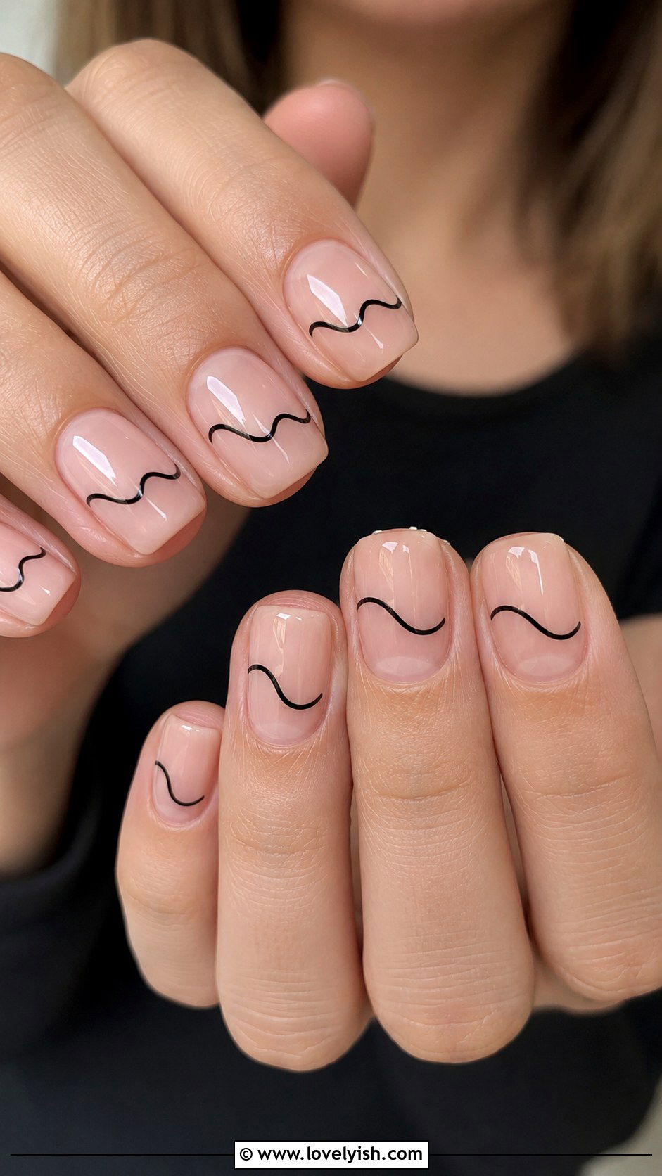 Wavy Line Nails - 50 minimalist nails - 50 minimalist nails