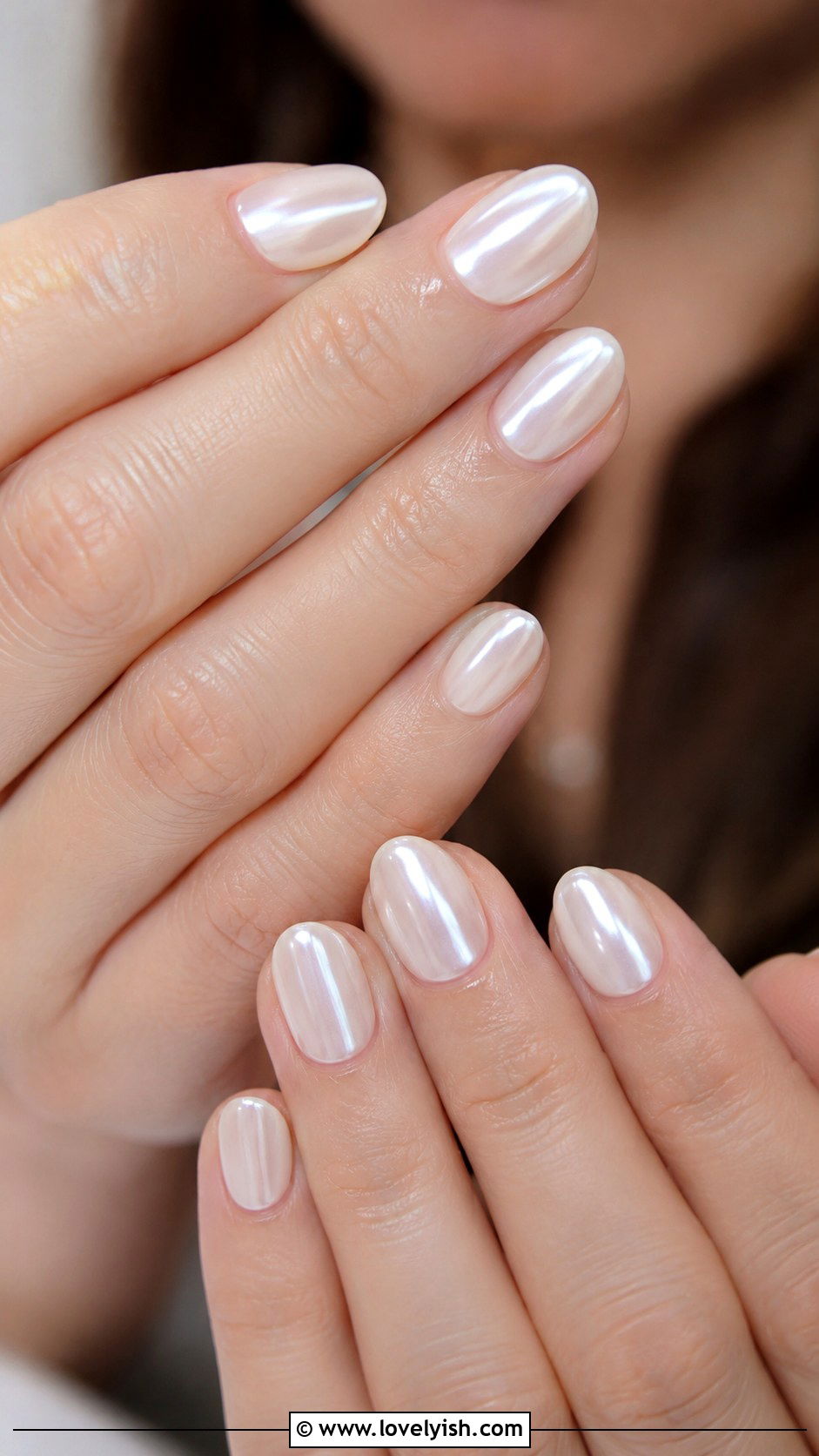 White Chrome Short Almond Nails - 50 white chrome nails - 50 white chrome nails