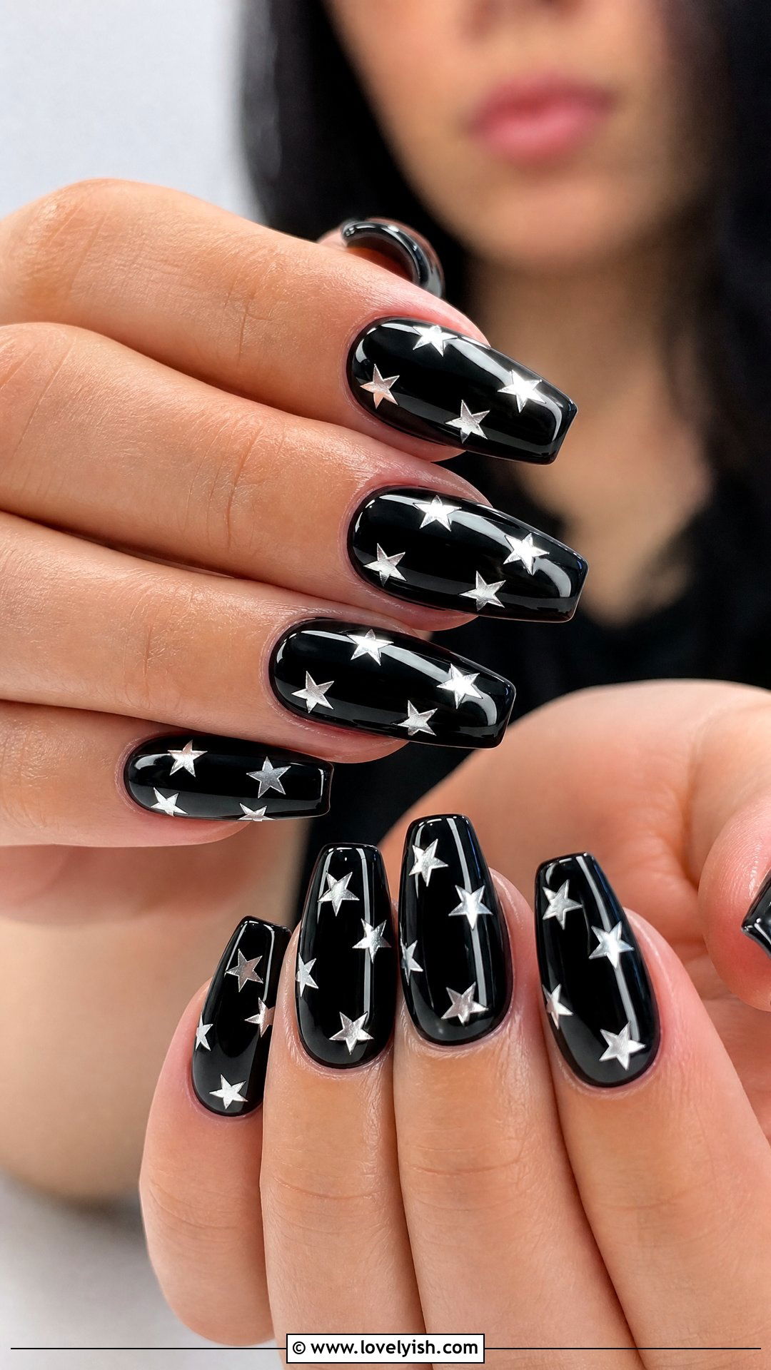 White Chrome Stars on Black - 50 star nails - 50 star nails