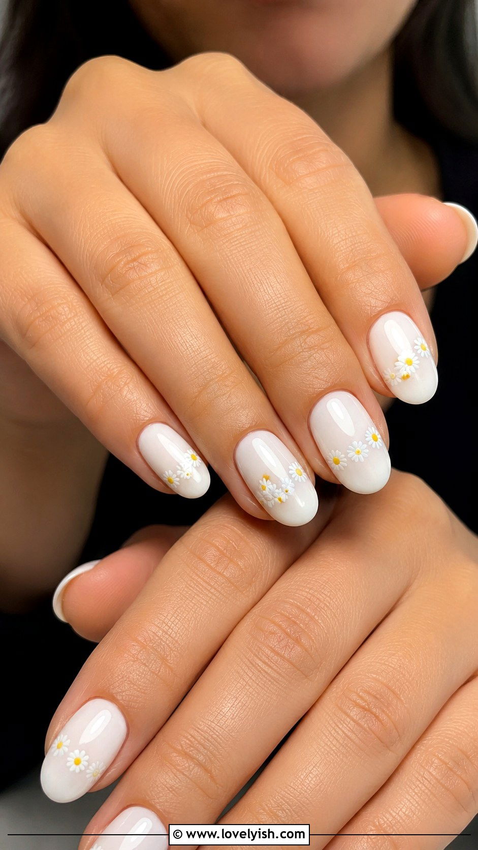 White Daisy Chain Nails - 50 preppy nails - 50 preppy nails