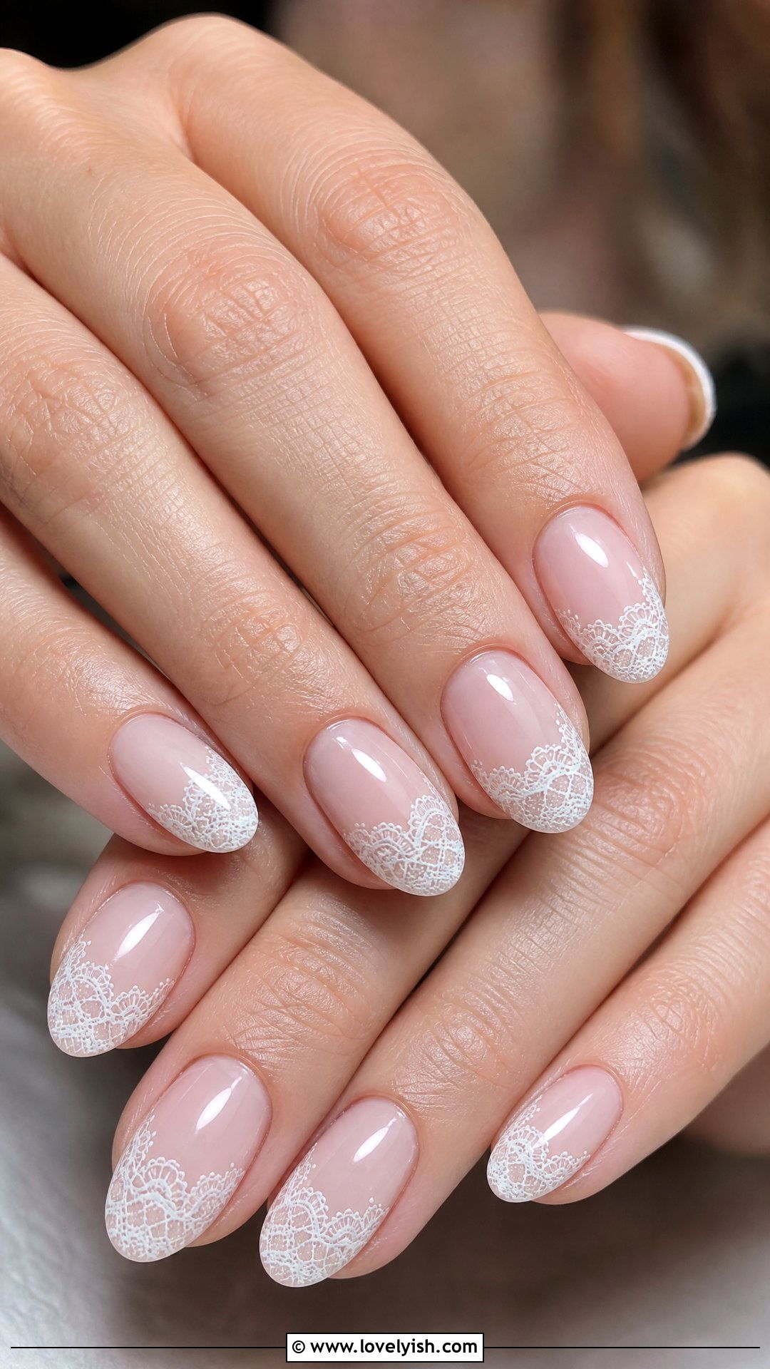 White Lace Detail Nails - 50 medium nails - 50 medium nails