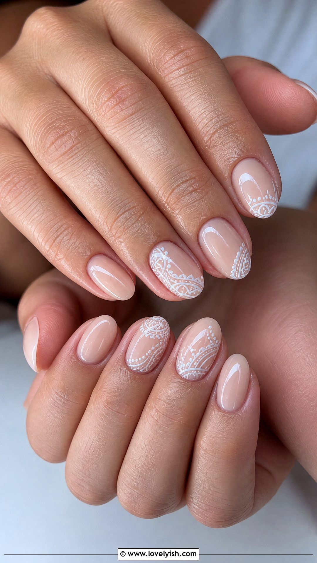 White Lace Detail Nails - 50 simple short nail designs - 50 simple short nail designs