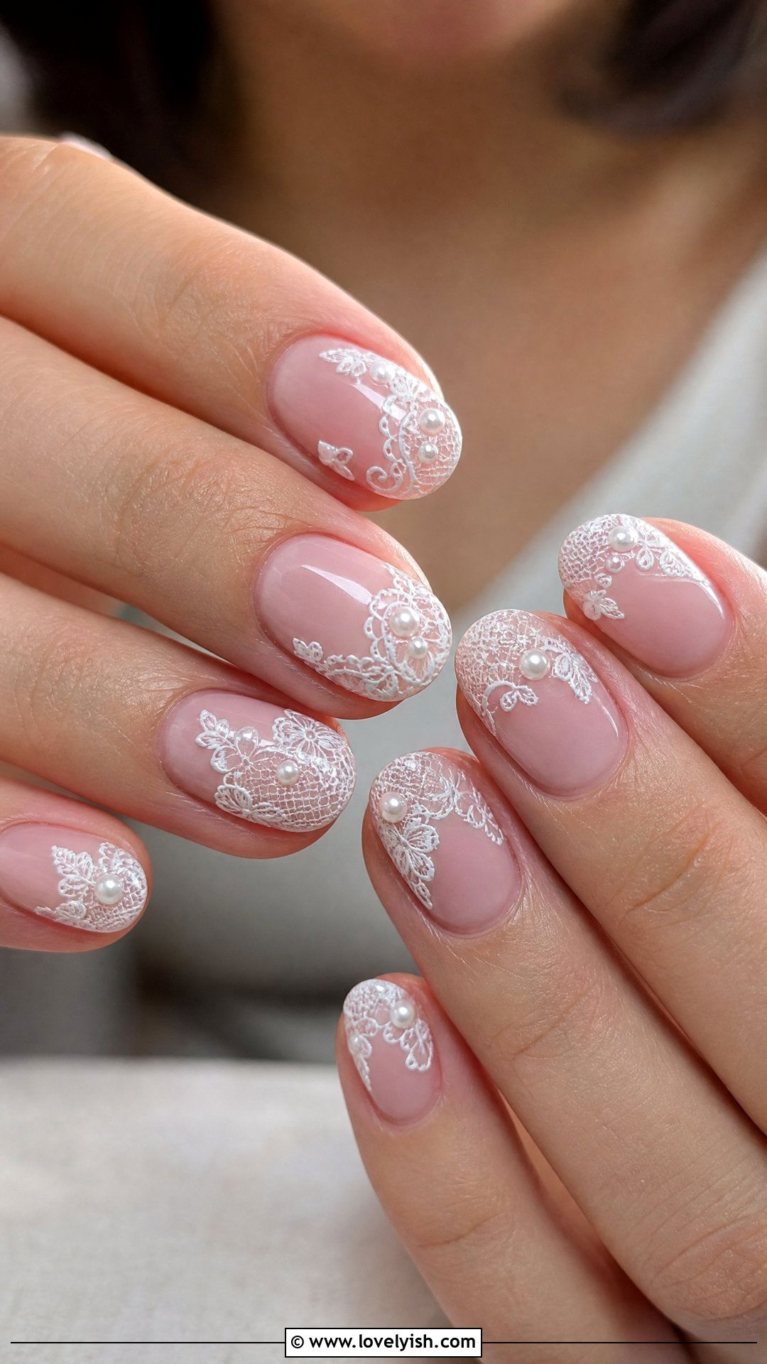 White Lace Round Nails - 50 round nails - 50 round nails