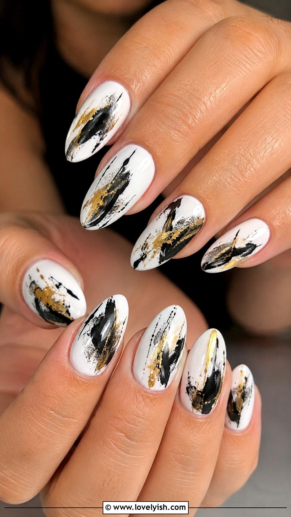 White Nails With Abstract Art - 50 white nails - 50 white nails