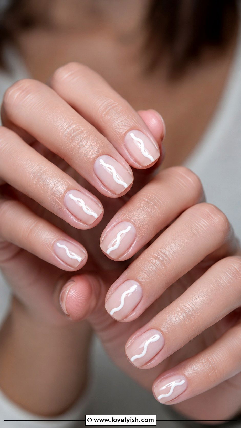 White Squiggle Line Nails - 42 easy nail art ideas - 42 easy nail art ideas