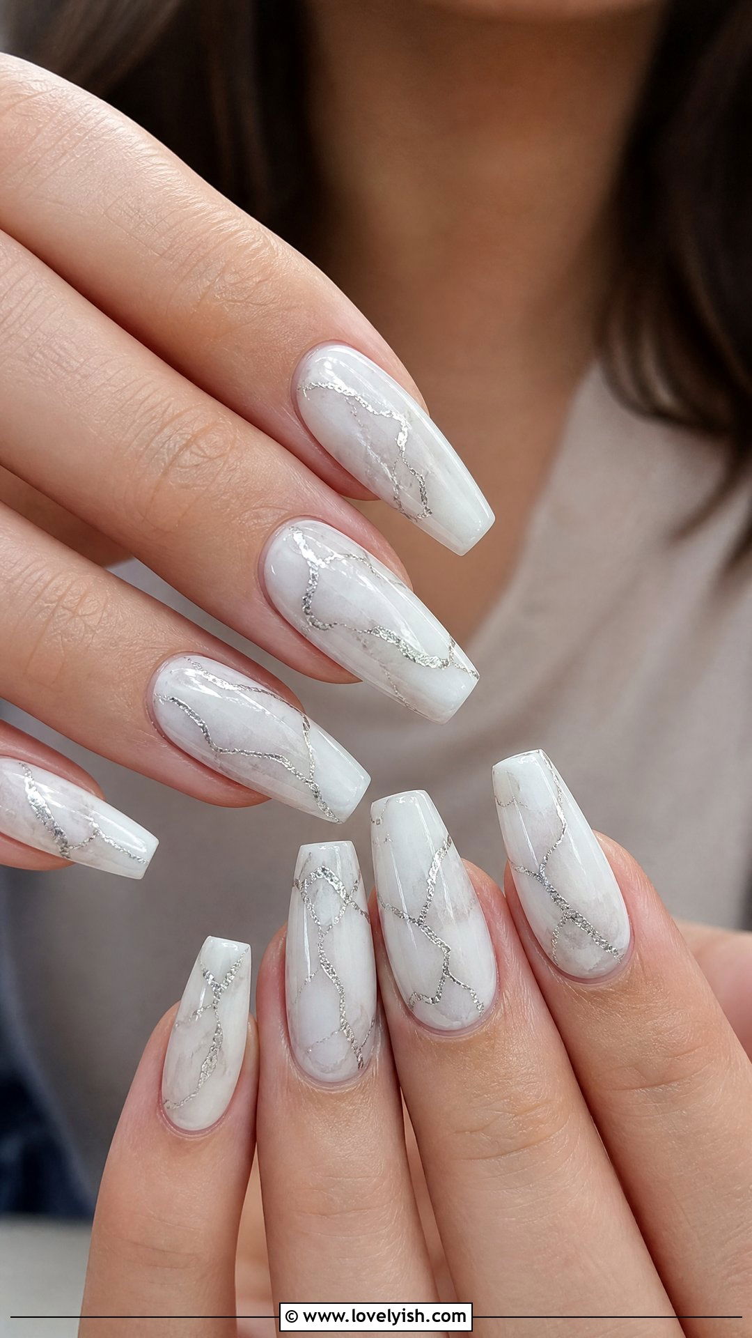White With Silver Marble Nails - 50 elegant nails - 50 elegant nails