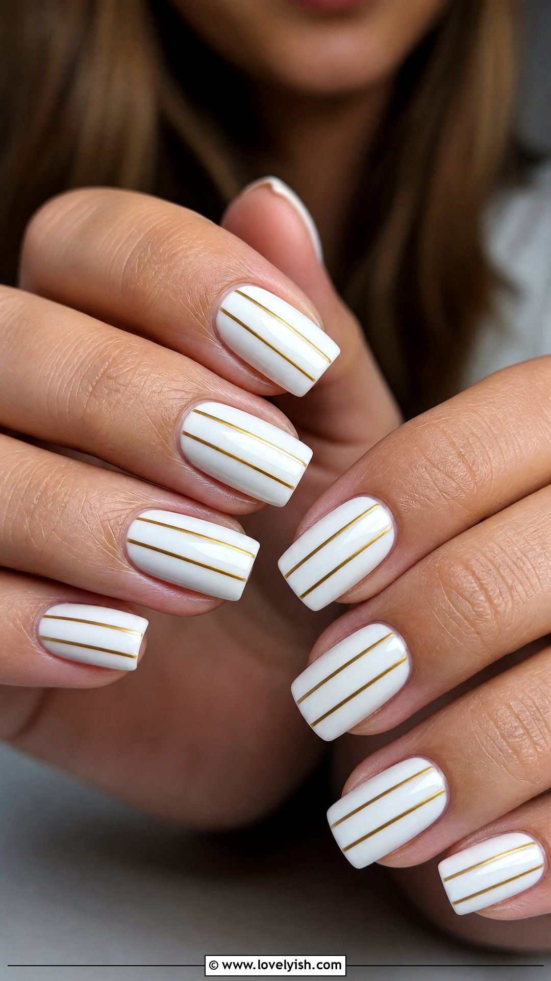White and Gold Striped Nails - 50 medium nails - 50 medium nails