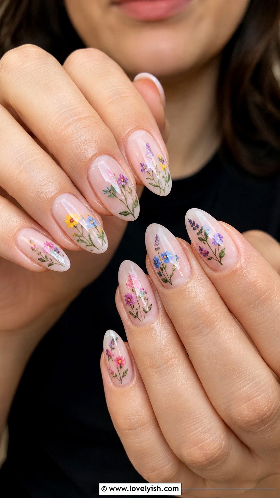 Wildflower Print Nude Nails - 43 summer nail designs - 43 summer nail designs