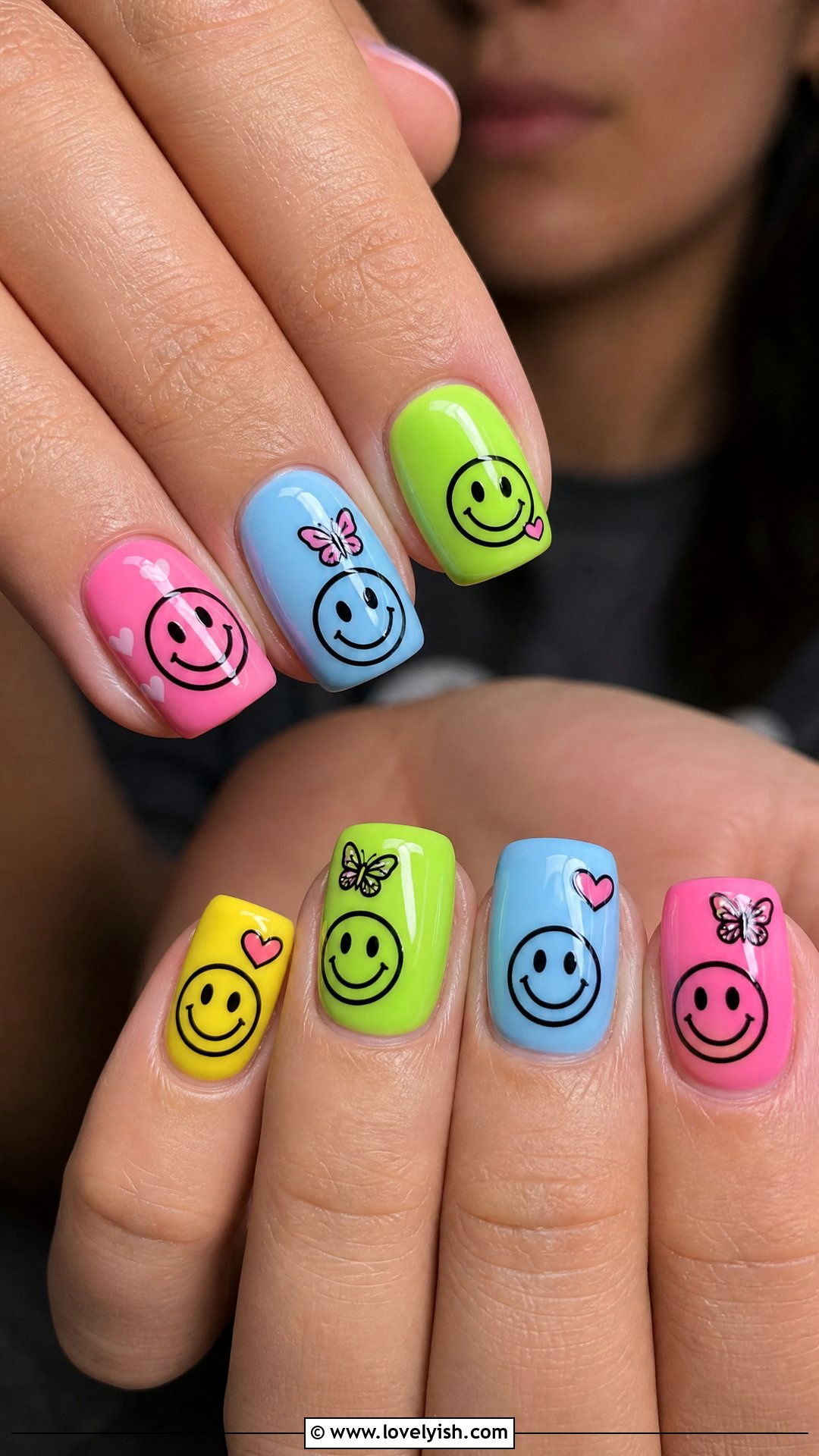 Y2K Smiley Face Nails - 50 smiley face nails - 50 smiley face nails
