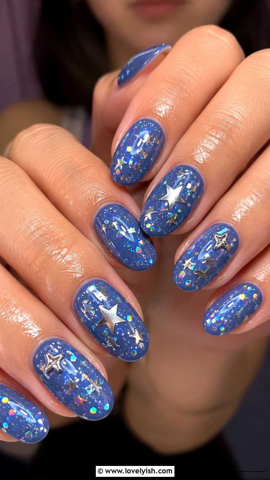 Y2K Star Nails with Chunky Glitter - 25 y2k nail designs - 25 y2k nail designs