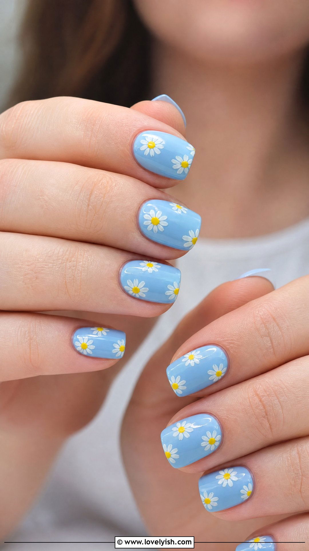 Yellow Daisy on Sky Blue Nails - 50 daisy nails - 50 daisy nails