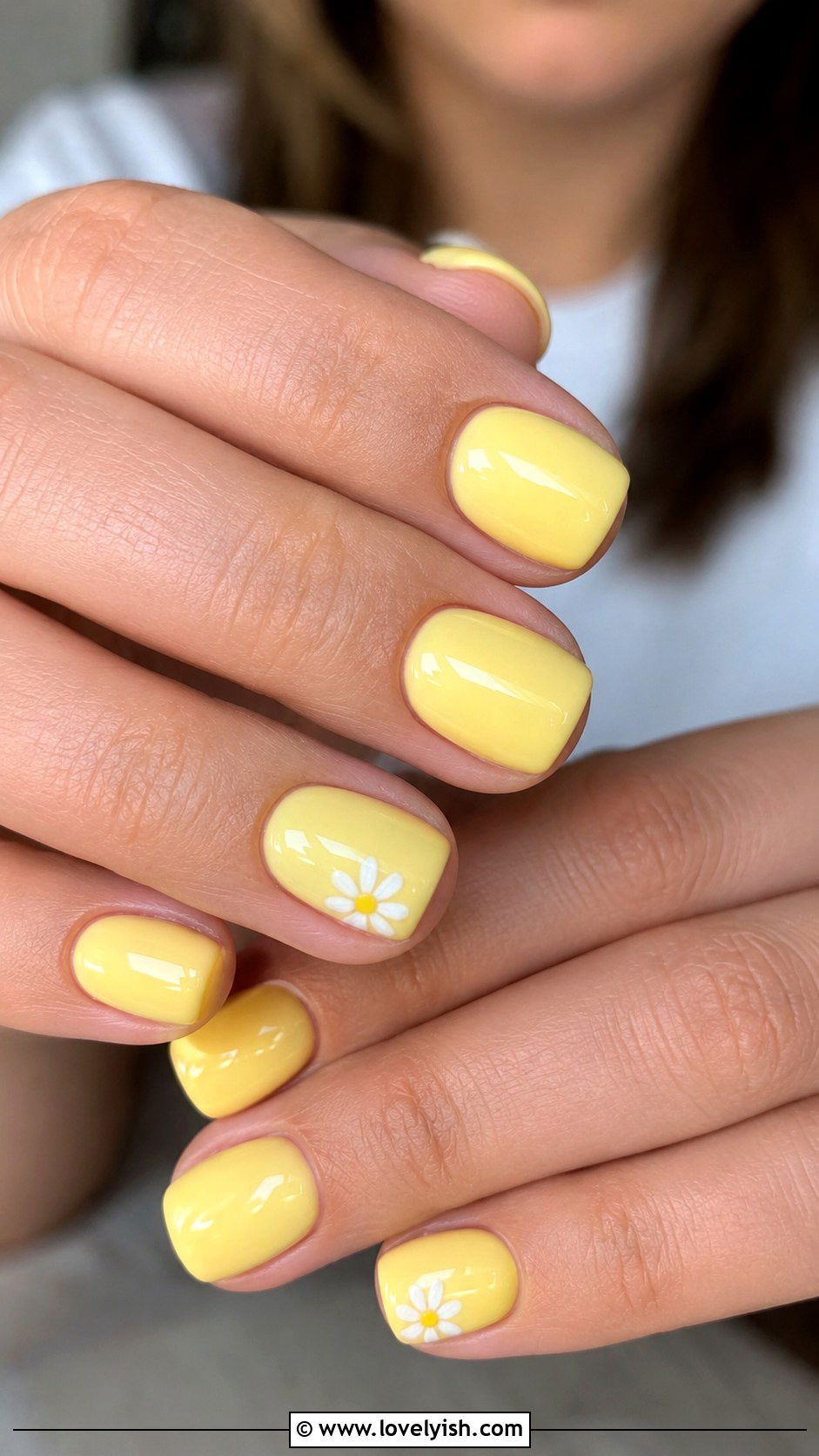 Yellow Nail Designs for Short Nails - 50 yellow nails - 50 yellow nails