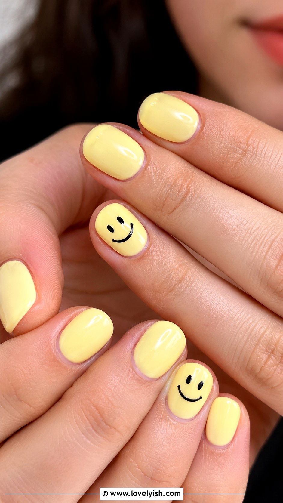 Yellow Smiley Face Nails - 50 back to school nails - 50 back to school nails